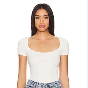 Alice + Olivia Jenara Cap Sleeve Bodysuit